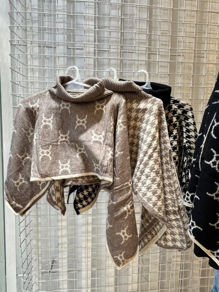 TI-001 Poncho frisado - Imagen 2