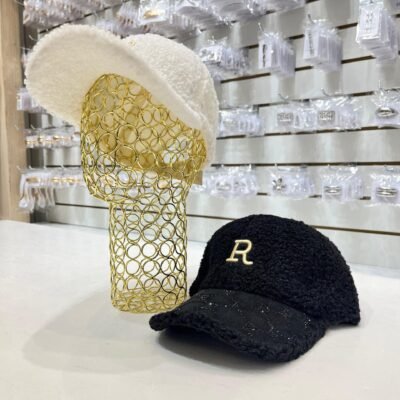 Gorra R