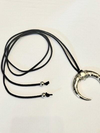 Choker cuerno de toro