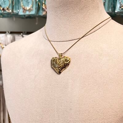 Collar Titanium  Corazon Tramado