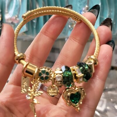 Pulsera con Chams Corazon TITANIUM