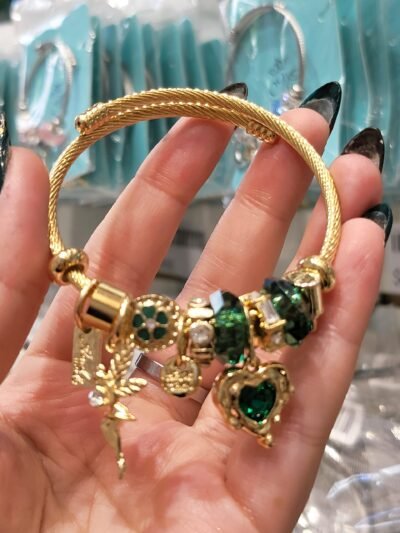 Pulsera con Chams Corazon TITANIUM
