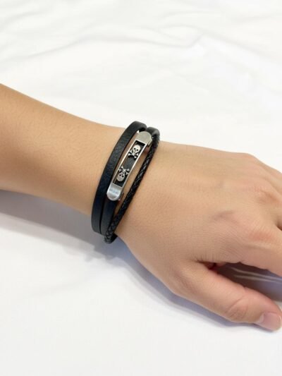 Pulsera Cuero doble calavera