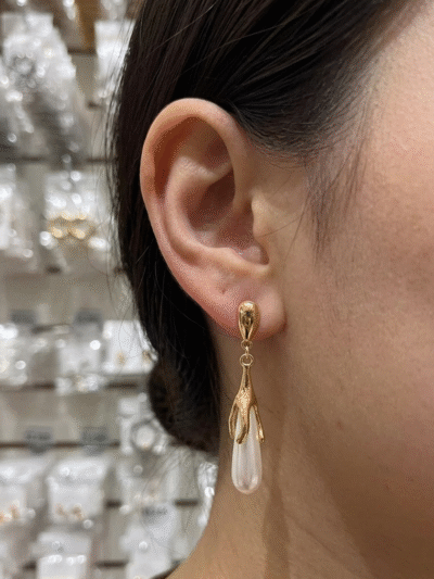 Aros Dorados Perlas Caidas