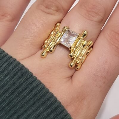 V25 04 Anillo Lagrimas doradas