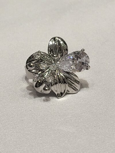 V25 04 Anillo Flor Cristal Acero