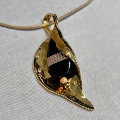 Collar largo de Hoja