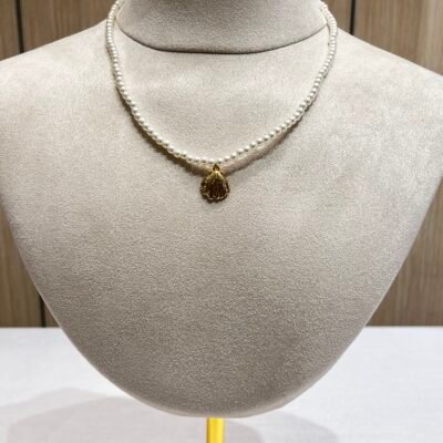 Collar Perlas Dije Dorado