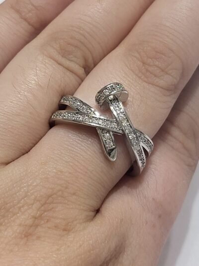 V25 08 Anillo clavo cristales